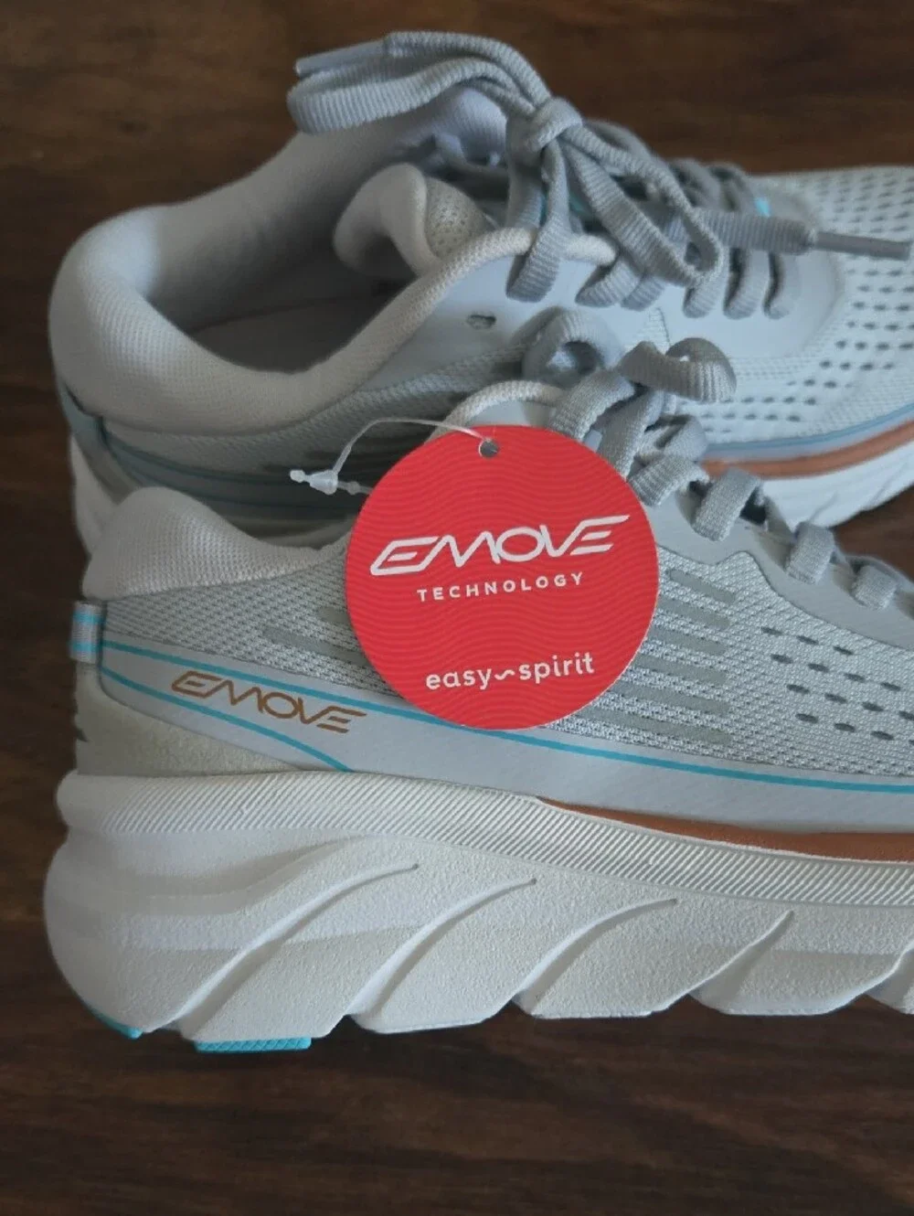 Easy Spirit Light Gray Women's Athletic Sneakers 5